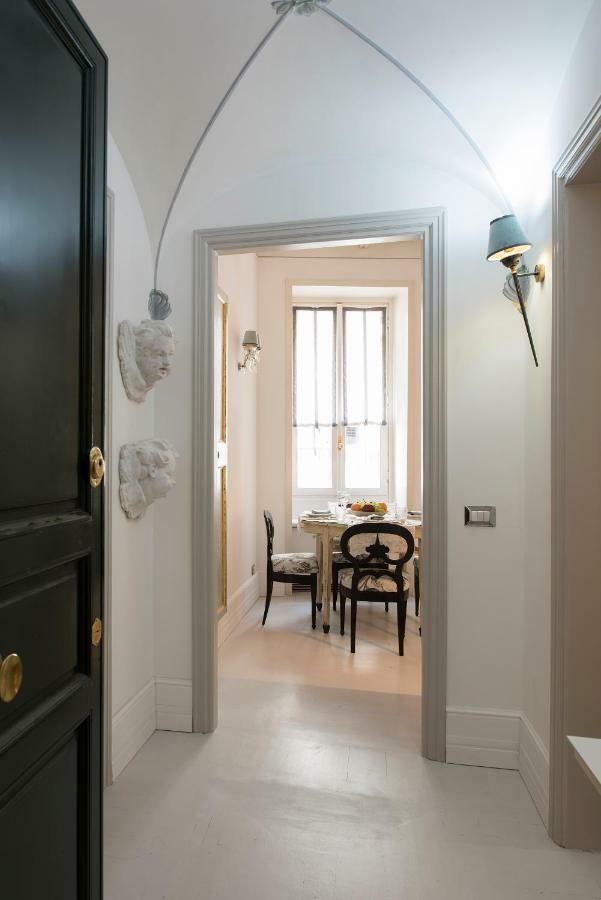 Roma Fontana Di Trevi Apartment ภายนอก รูปภาพ
